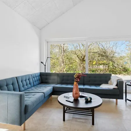 Holiday home Hidde - 200m From The Sea In Djursland And Mols By Interhome Ronde