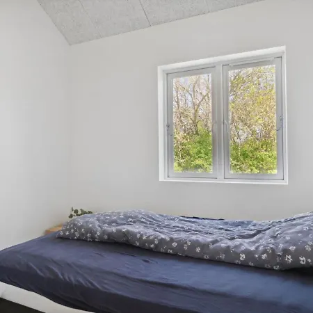 Holiday home Hidde - 200m From The Sea In Djursland And Mols By Interhome *